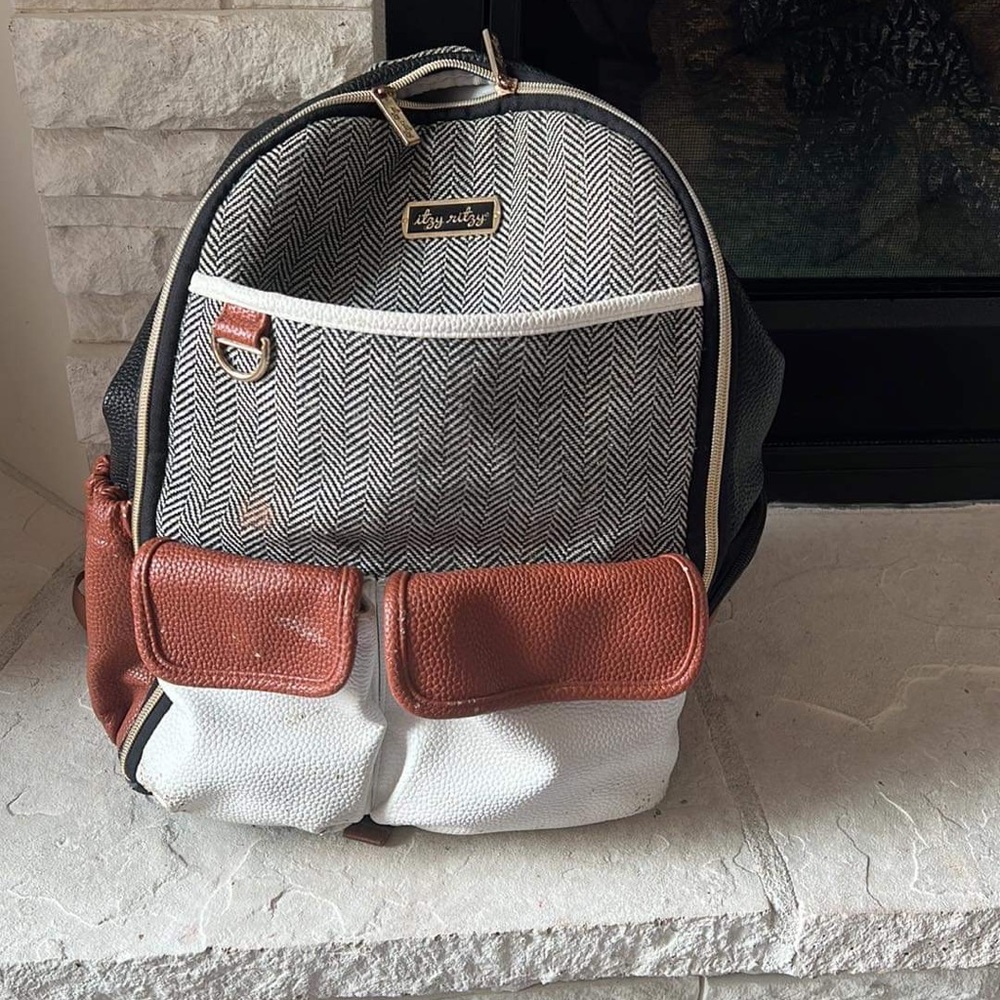 Itzy ritzy diaper bag
